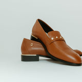 Lily Classic Loafer in Tan